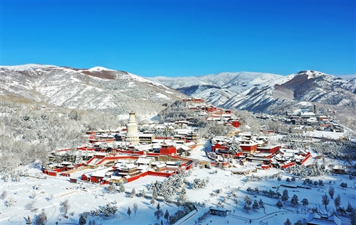 圣地浴雪