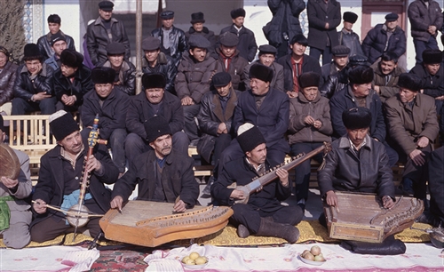新疆维吾尔木卡姆艺术